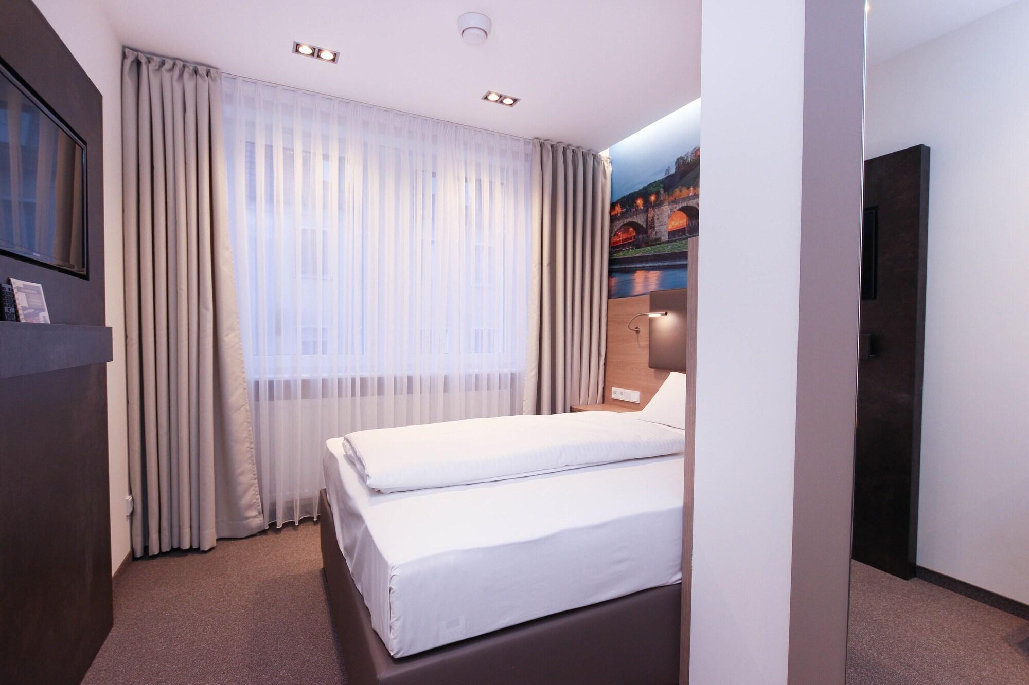 City Hotel Wuerzburg Екстер'єр фото