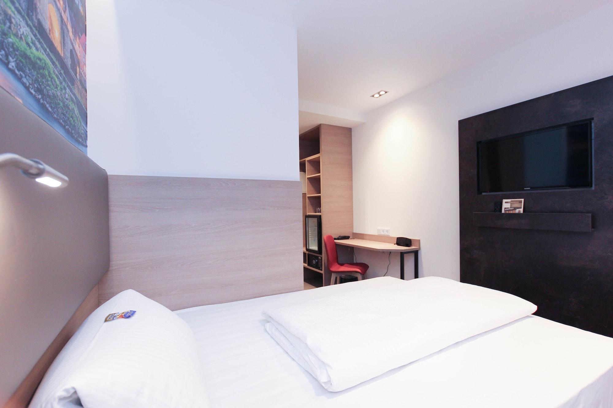 City Hotel Wuerzburg Екстер'єр фото