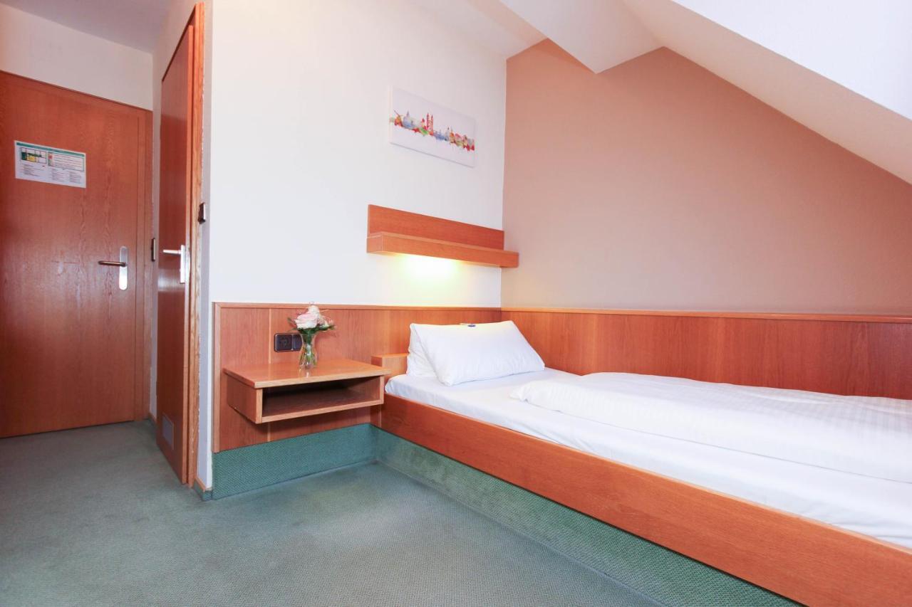 City Hotel Wuerzburg Екстер'єр фото